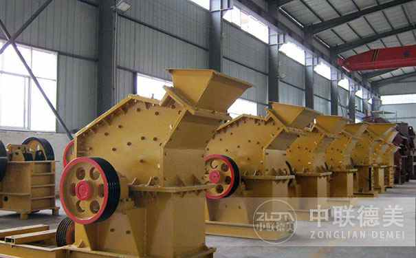 方箱式破碎機多少錢(qián)一臺？