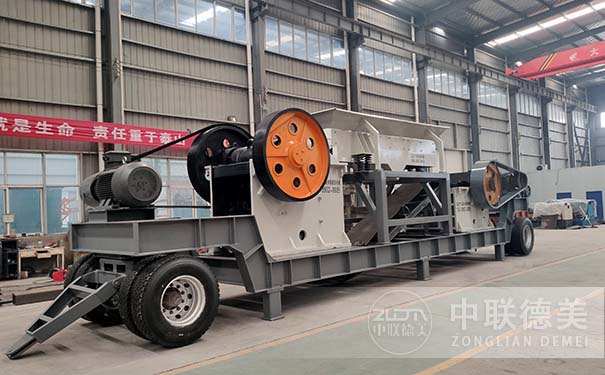 反擊式移動(dòng)破碎機