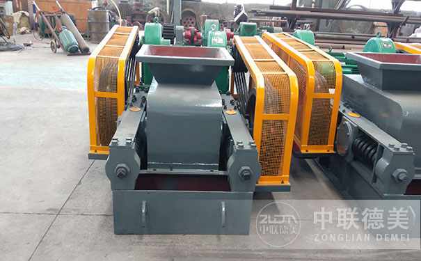 動(dòng)液壓對輥破碎機